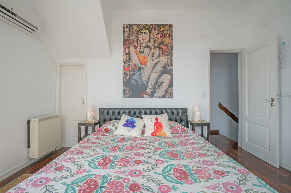 Blue Boutique Hostel & Suites Ештуріл Екстер'єр фото