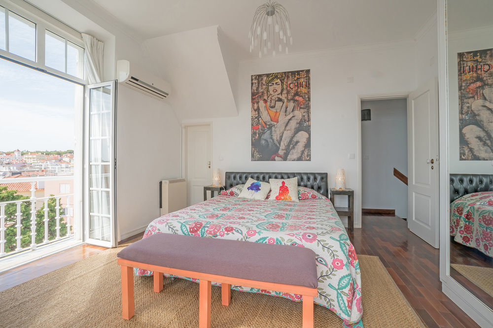 Blue Boutique Hostel & Suites Ештуріл Екстер'єр фото