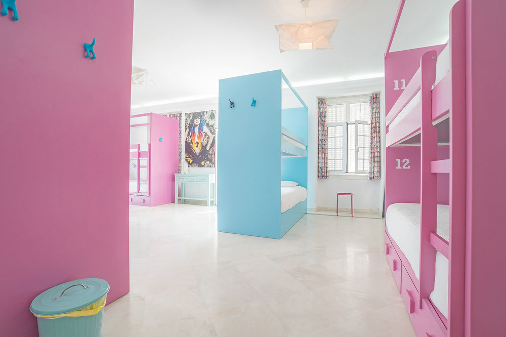 Blue Boutique Hostel & Suites Ештуріл Екстер'єр фото