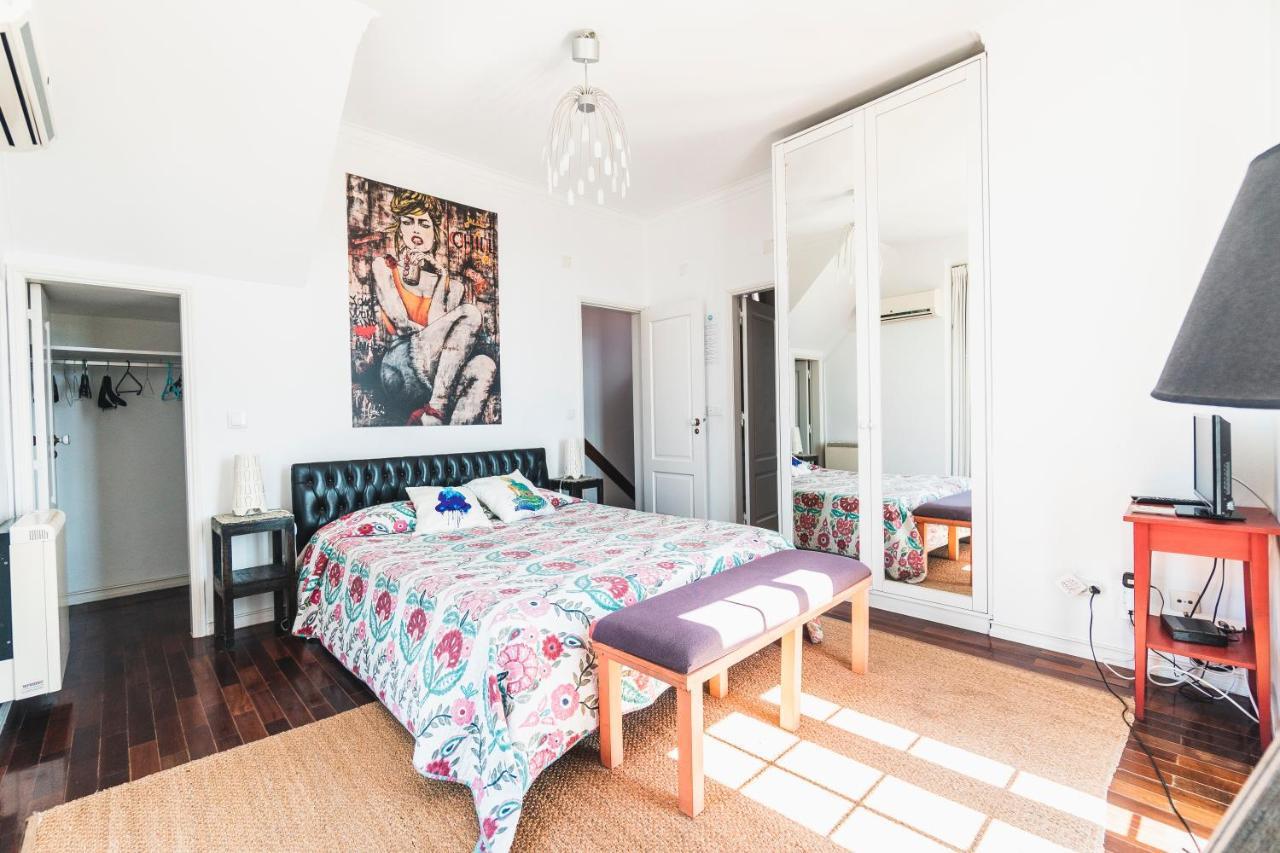 Blue Boutique Hostel & Suites Ештуріл Екстер'єр фото